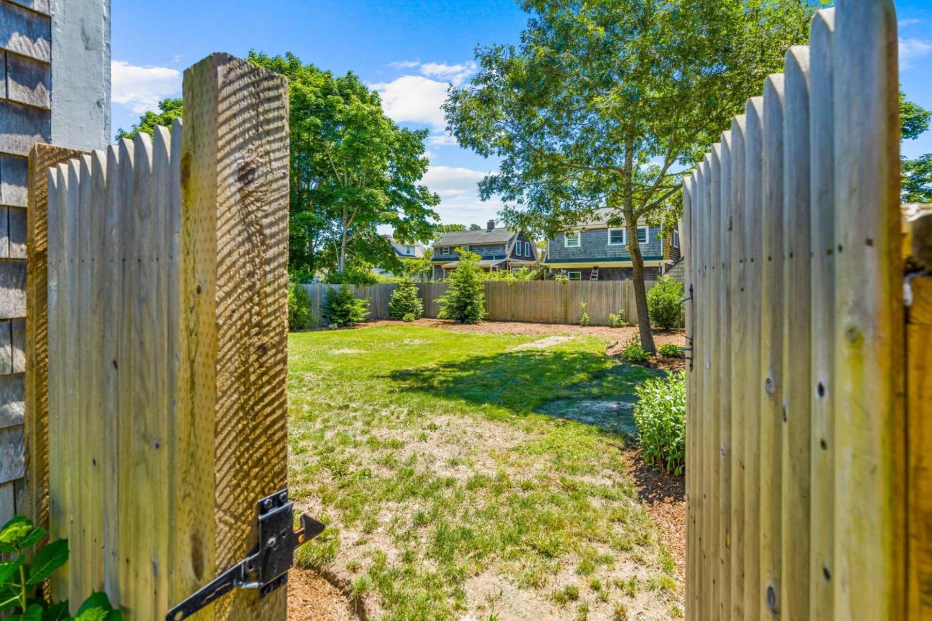 Вилла 37 Elm St, Барнстейбл Экстерьер фото